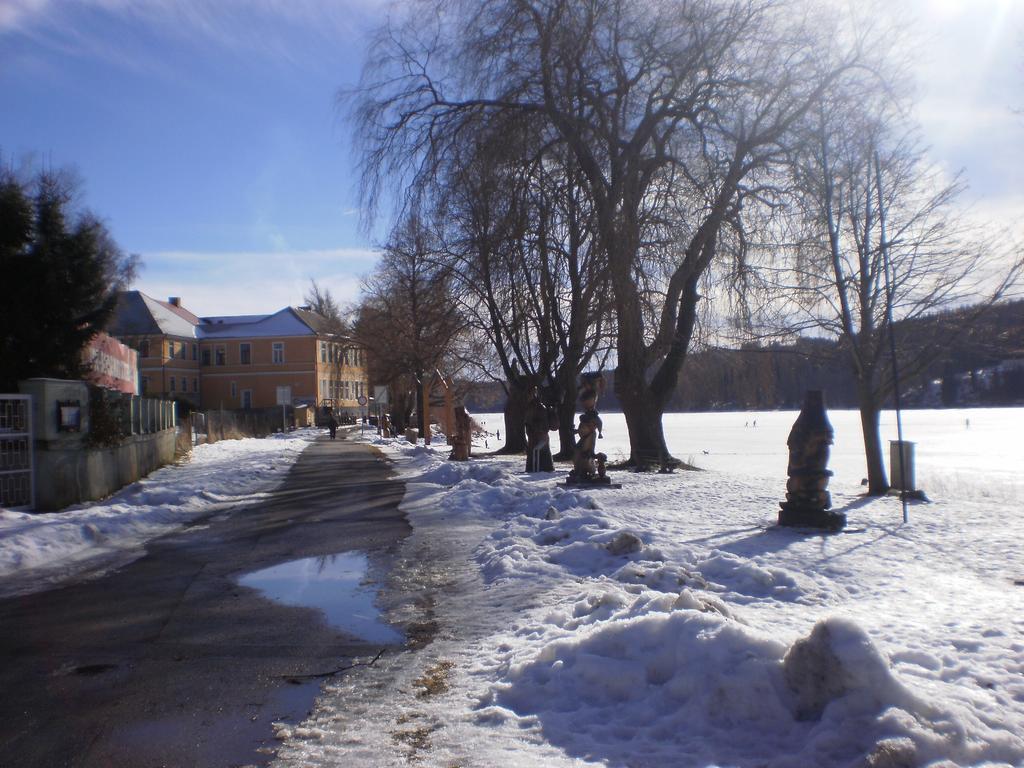 Apartmany Eva Frymburk Buitenkant foto